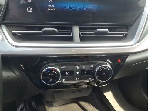 Certified 2025 Chevrolet Trax ACTIV w/ Sunroof Package FWD image 17