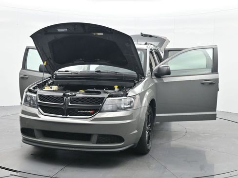 Used 2020 Dodge Journey SE w/ SE Popular Equipment Group image 34