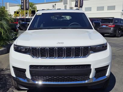 New 2025 Jeep Grand Cherokee L Laredo