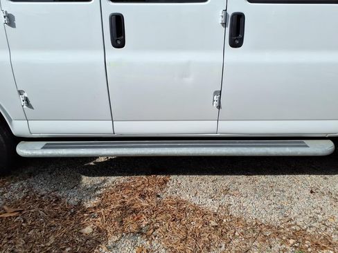 Used 2024 GMC Savana 2500 w/ Driver Convenience Package RWD image 6