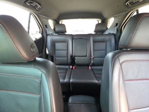 Used 2022 Chevrolet Equinox RS w/ RS Leather Package FWD image 21
