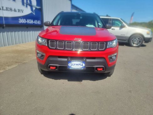 Used 2019 Jeep Compass Trailhawk AWD/4WD image 8