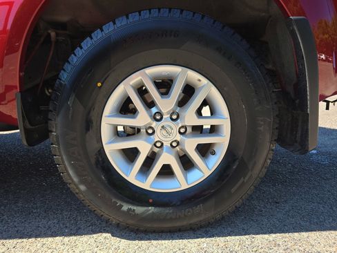 Used 2017 Nissan Frontier SV RWD image 32
