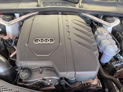 Used 2022 Audi A4 2.0T Premium Plus AWD/4WD image 23