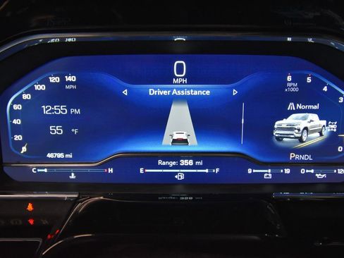 Used 2022 Chevrolet Silverado 1500 RST image 9