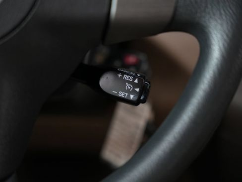 Used 2010 Toyota RAV4 4WD V6 image 14
