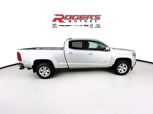 Used 2018 Chevrolet Colorado LT w/ LT Convenience Package AWD/4WD image 9