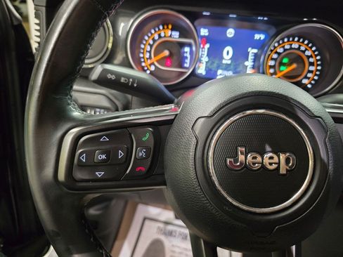 Used 2020 Jeep Wrangler Sport AWD/4WD image 19
