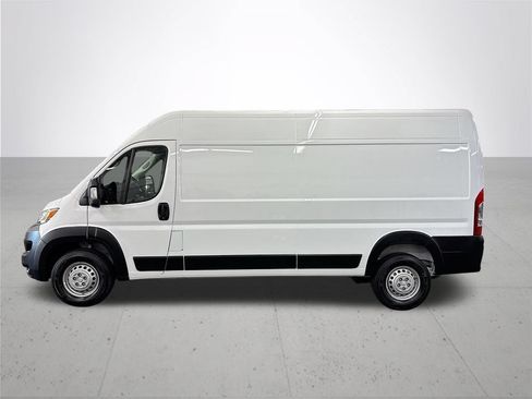 New 2026 RAM ProMaster 2500 w/ Premium Convenience Group FWD image 9