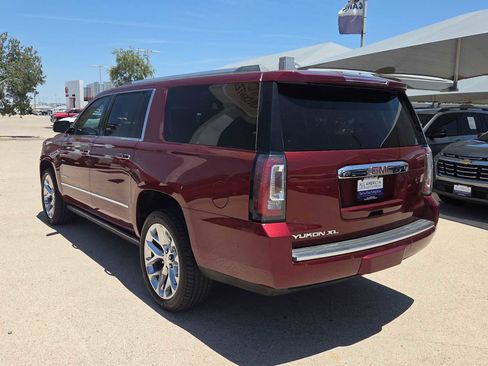 Used 2018 GMC Yukon XL Denali w/ Denali Ultimate Package AWD/4WD image 6
