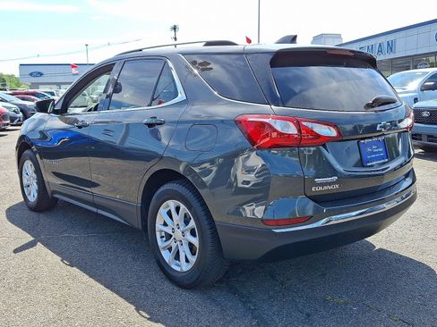 Used 2019 Chevrolet Equinox LT w/ Sun & Navigation Package AWD/4WD image 4