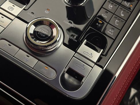 Used 2023 Bentley Continental GT Azure image 42