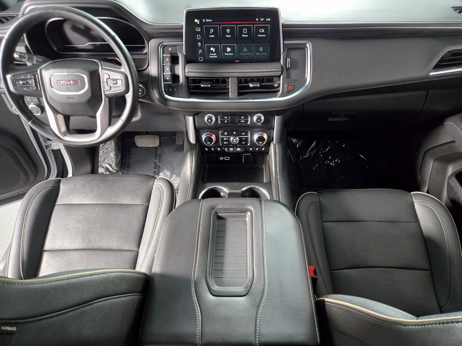 Used 2023 GMC Yukon SLT w/ SLT Luxury Package AWD/4WD image 4