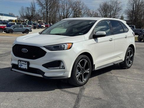 Used 2021 Ford Edge ST image 8