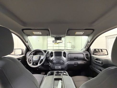 Used 2024 Chevrolet Silverado 1500 Custom AWD/4WD image 25