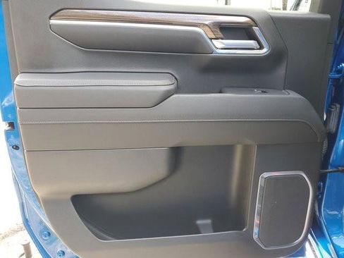 Used 2023 Chevrolet Silverado 1500 LT image 19