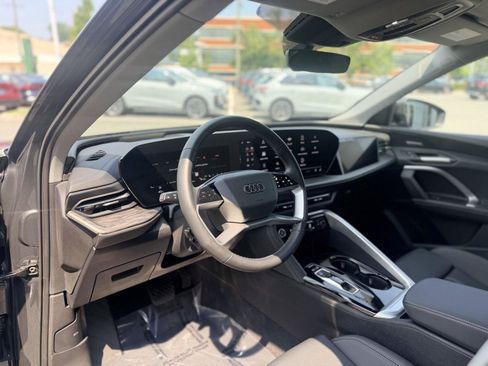 Used 2025 Audi Q5 Prestige AWD/4WD image 12