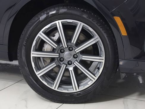 Used 2018 Audi Q7 2.0T Premium Plus w/ Premium Plus Package AWD/4WD image 18
