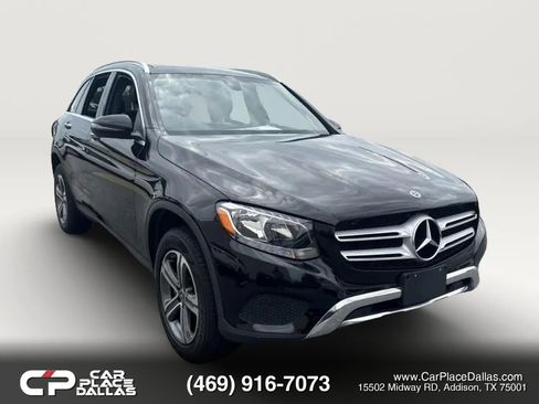 Used 2019 Mercedes-Benz GLC 300 4MATIC image 1