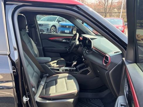 Used 2025 Chevrolet TrailBlazer RS w/ Convenience Package image 26