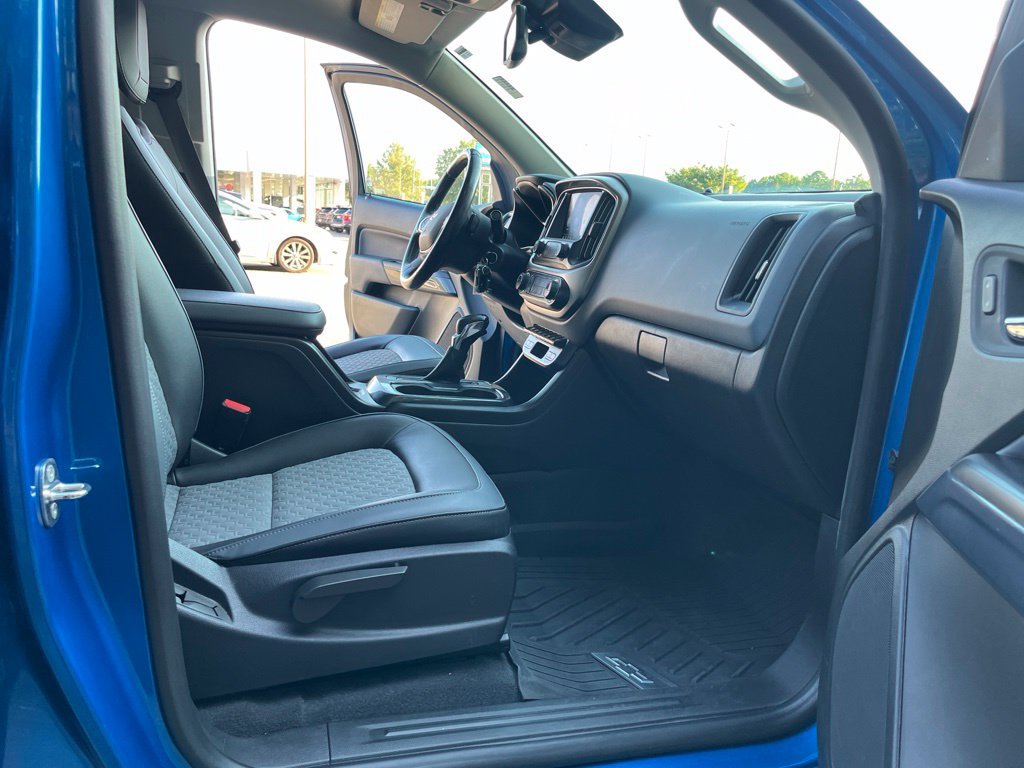 Used 2022 Chevrolet Colorado Z71 w/ Trail Boss Package AWD/4WD image 36