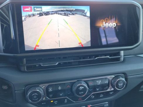 Used 2024 Jeep Wrangler Rubicon 392 image 15