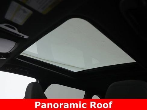 Used 2025 Subaru Forester Premium image 18