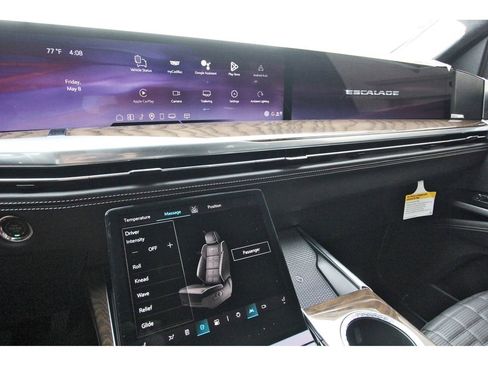 New 2026 Cadillac Escalade Platinum Sport w/ LPO, ONYX Package AWD/4WD image 17