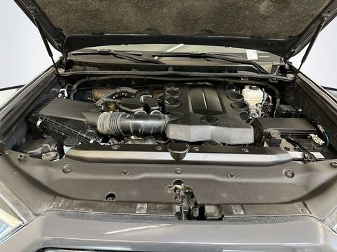 Used 2024 Toyota 4Runner SR5 image 33