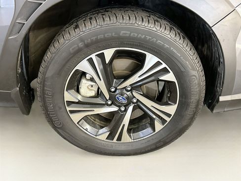 Used 2024 Subaru Crosstrek 2.0i Premium w/ Popular Package #3 AWD/4WD image 11