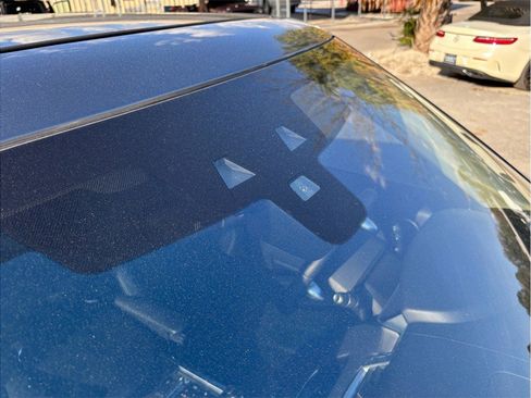 Used 2017 Land Rover Range Rover Sport HSE image 12