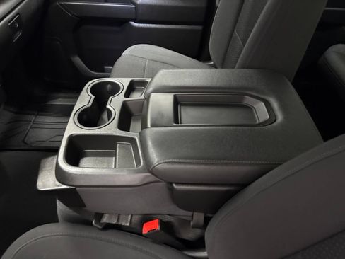 Used 2021 Chevrolet Silverado 1500 Custom w/ Safety Confidence Package AWD/4WD image 18