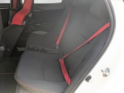 Used 2018 Honda Civic Type R image 17