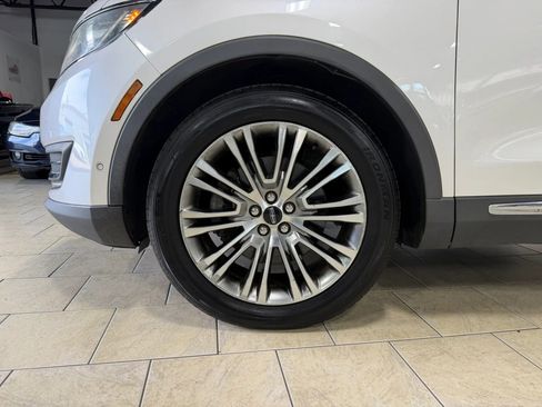 Used 2016 Lincoln MKX Reserve w/ Technology Package AWD/4WD image 38