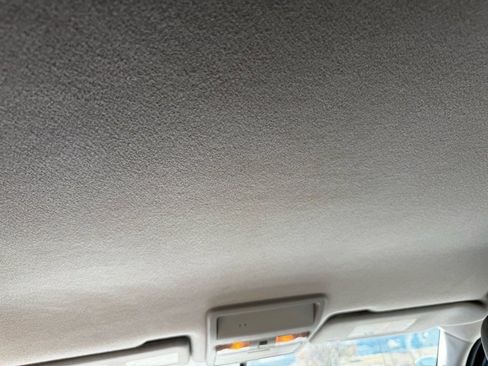 Used 2016 Nissan Frontier SV image 21