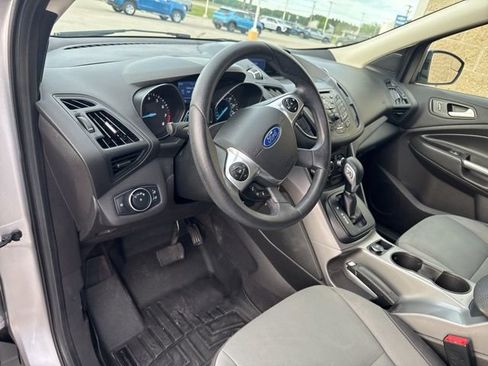 Used 2015 Ford Escape SE FWD image 13