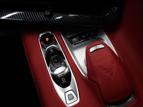 Used 2021 Chevrolet Corvette Stingray Preferred Conv w/ Z51 Performance Package RWD image 29
