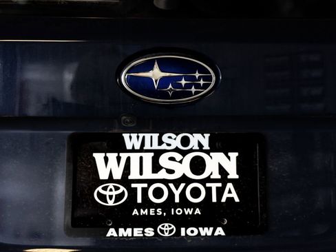 Used 2024 Subaru Outback Premium image 6