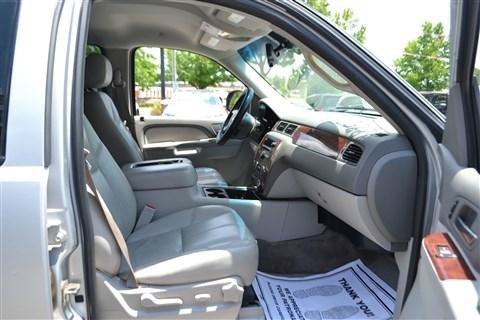Used 2012 Chevrolet Tahoe LT AWD/4WD image 19