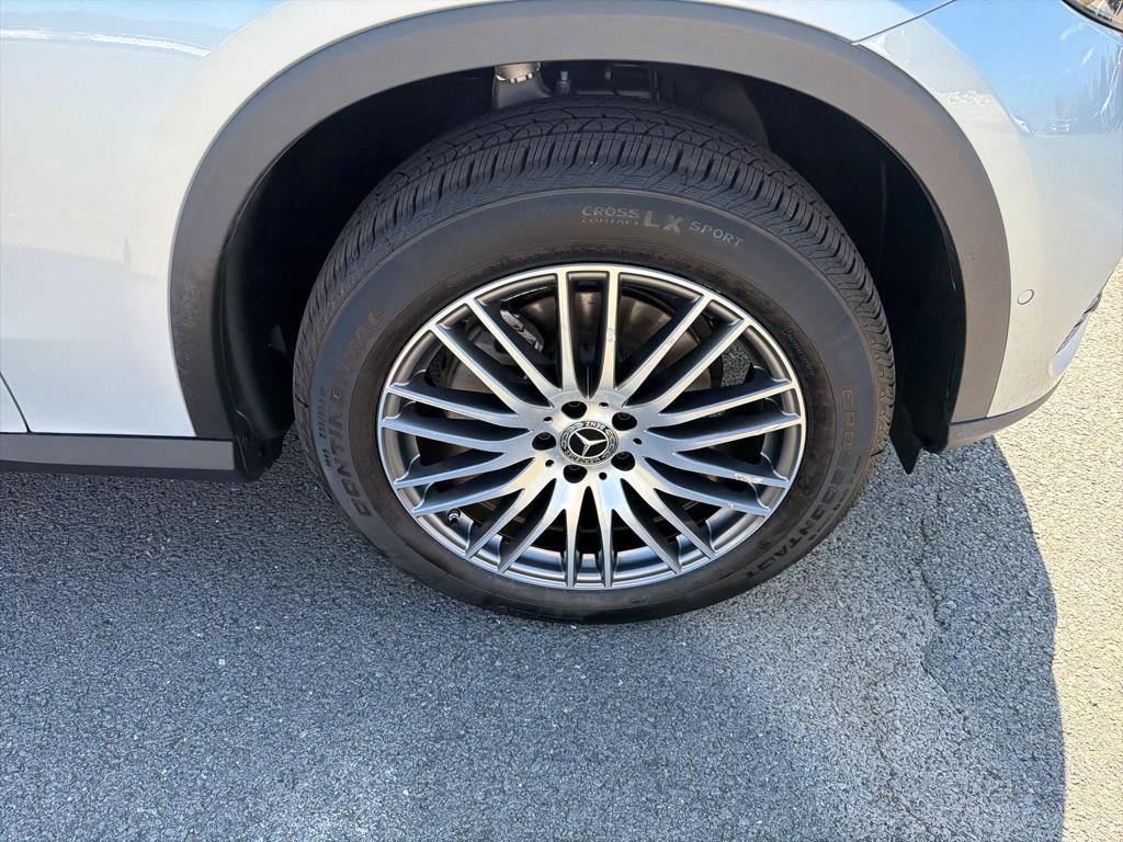 Used 2023 Mercedes-Benz GLC 300 4MATIC image 30