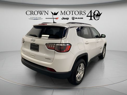 Used 2022 Jeep Compass Latitude w/ Convenience Group AWD/4WD image 6