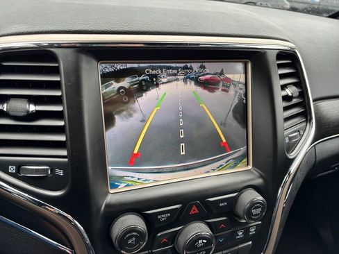 Used 2016 Jeep Grand Cherokee Limited image 20