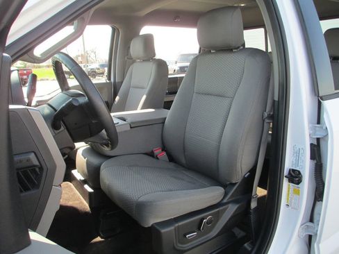 Used 2015 Ford F150 XLT w/ Equipment Group 302A Luxury AWD/4WD image 20