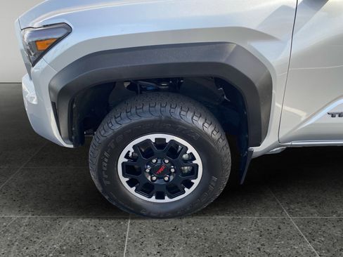Used 2024 Toyota Tacoma TRD Off-Road image 14