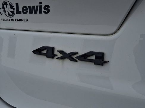 Used 2023 Jeep Grand Cherokee L Laredo AWD/4WD image 37