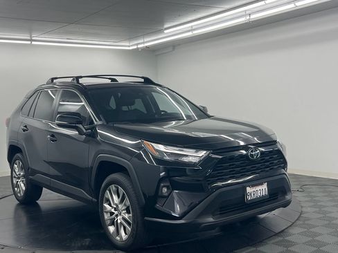 Used 2024 Toyota RAV4 XLE Premium FWD image 3