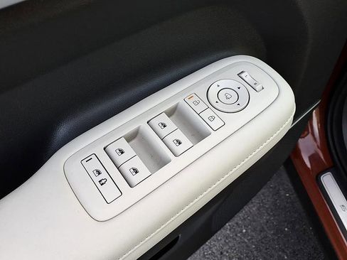 Used 2024 Hyundai Santa Fe Calligraphy AWD/4WD image 11