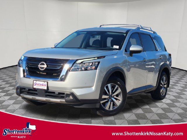 Used 2023 Nissan Pathfinder SL FWD image 1