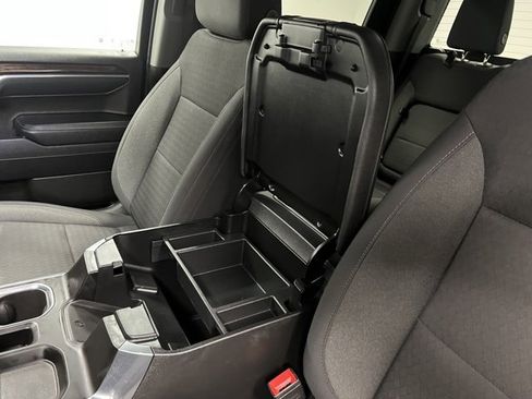 Used 2023 GMC Sierra 1500 Elevation image 26