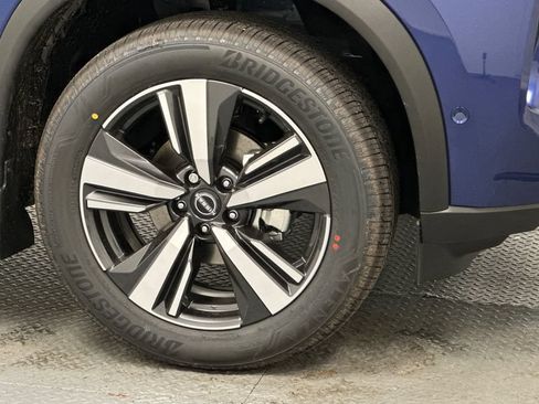 Certified 2023 Nissan Rogue Platinum AWD/4WD image 27